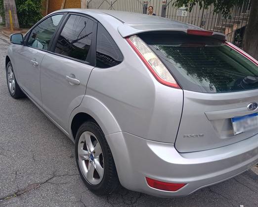 FORD FOCUS 1.6 GL 16V FLEX 4P MANUAL